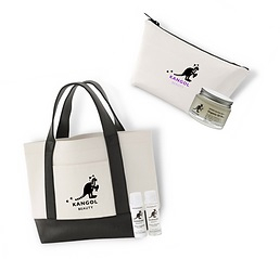 スペシャルコラボグッズ  &yen; 11,000 ​※500円引き ​※直筆サイン入りコラボロゴステッカー付き