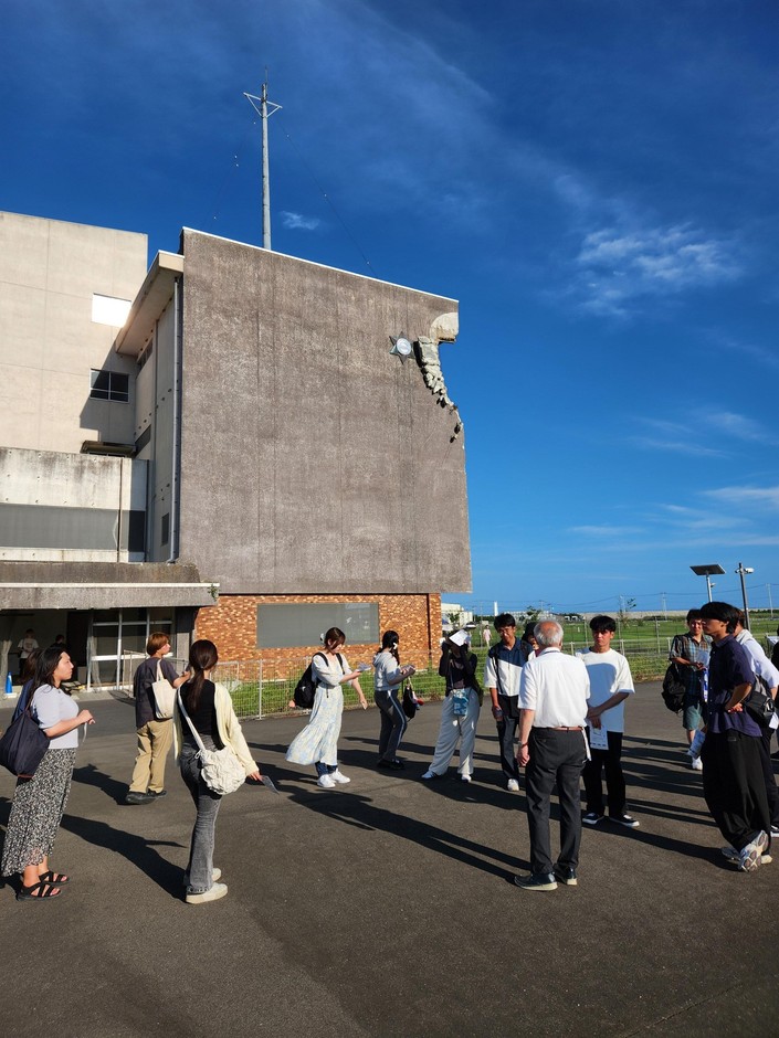 旧気仙沼向洋高校の被災の跡
