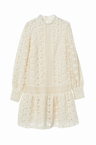 ￥7,499(100%リサイクルポリエステル) ※店舗: 渋谷店・新宿店・二子玉川ライズ店・名古屋松坂屋店・心斎橋店