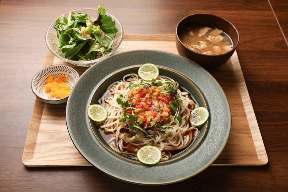 夏野菜ラタトゥイユの冷製半田そうめん
