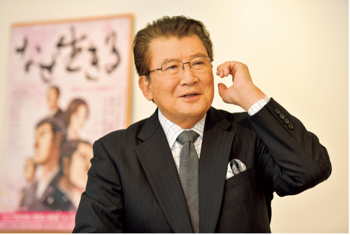 里見 浩太朗氏