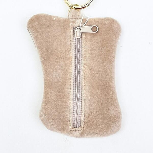 ミッフィーのダイカットポーチ