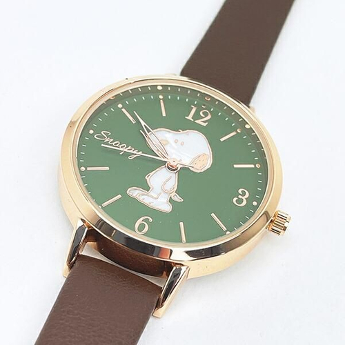 スヌーピーのシックで大人っぽい腕時計特集