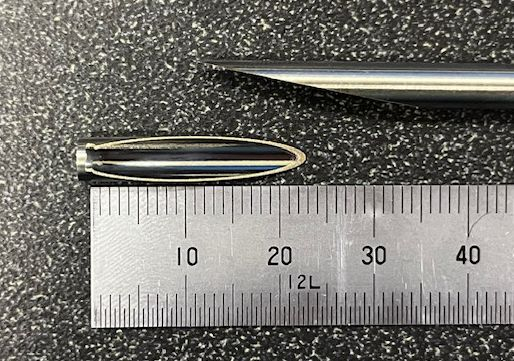 医療用精密パイプ(ワイヤーカット写真）