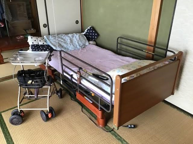 介護用ベッド