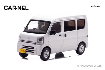 1/43 スズキ エブリイ PA (DA17V) 2021 Silky Silver Metallic：左前