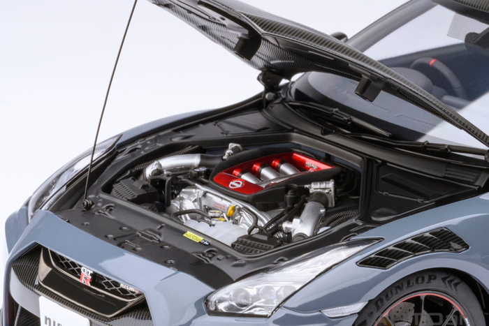 AUTOart 1/18スケール 日産 GT-R (R35) ニスモ スペシャルエディション (NISMOステルスグレー)