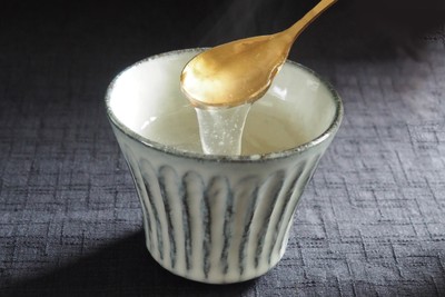 Makuakeプロジェクト_天極堂とろりくずゆ_葛湯イメージ