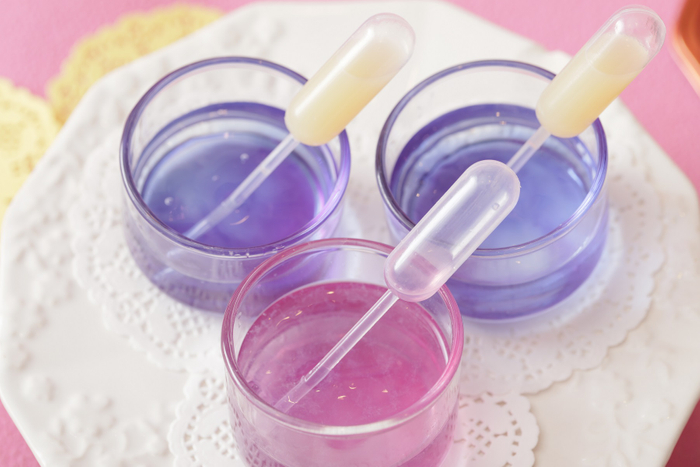 【バタフライピージュレ】 魔法のハーブ‟バタフライピー&ldquo;を使った 色鮮やかなジュレ