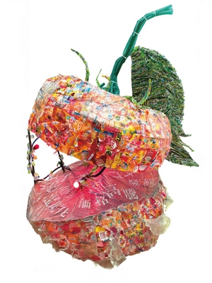 第11回リサイクルアート展　高校生の部グランプリ作品