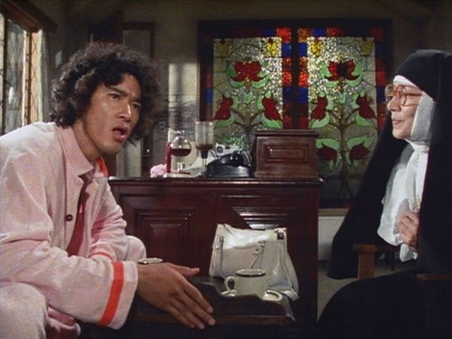 &copy;セントラル・アーツ