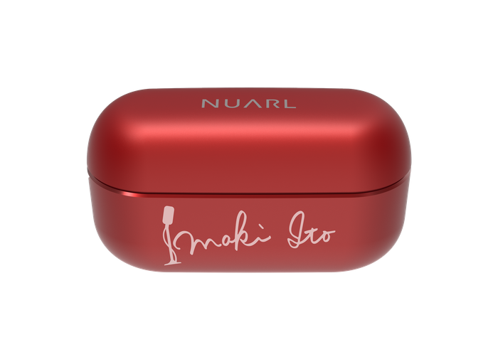 伊東 真紀刻印入りイヤホン