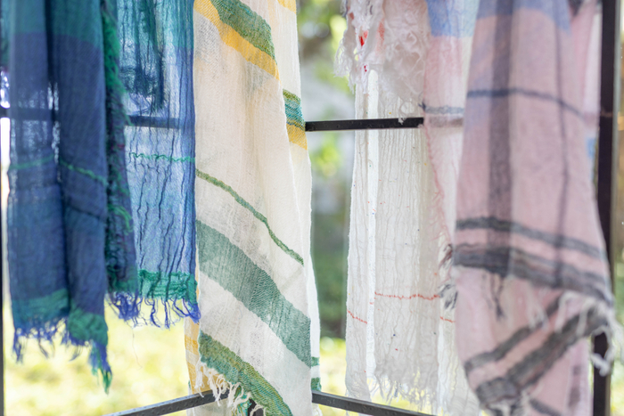 roots shawl BIG   色にあふれて、やわらかく、軽やか