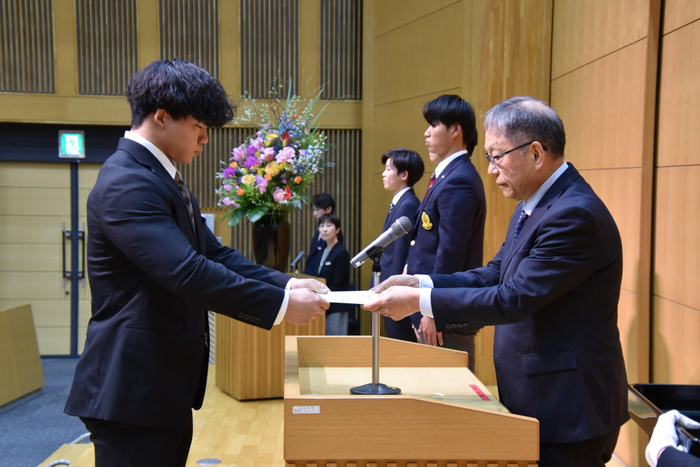 特別表彰される久野さん