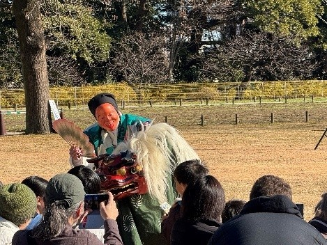 獅子舞の公演（昨年度の様子）