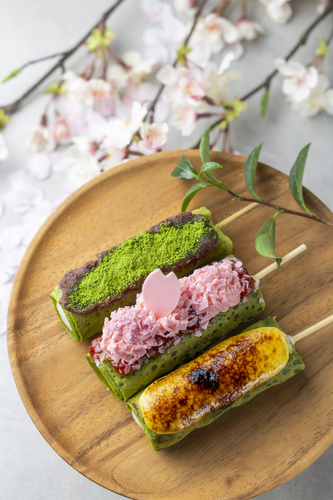 上から、あんこ・桜いちご・ブリュレ