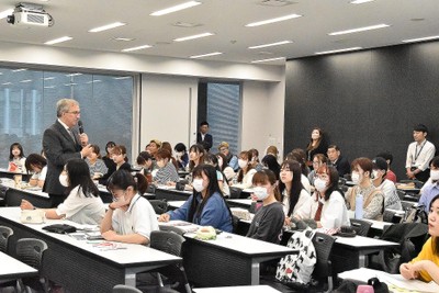 講演会の様子