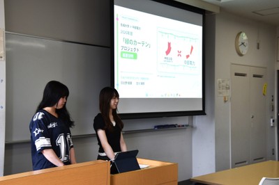 プロジェクトの概要を紹介する古川さん(左)と日比野さん