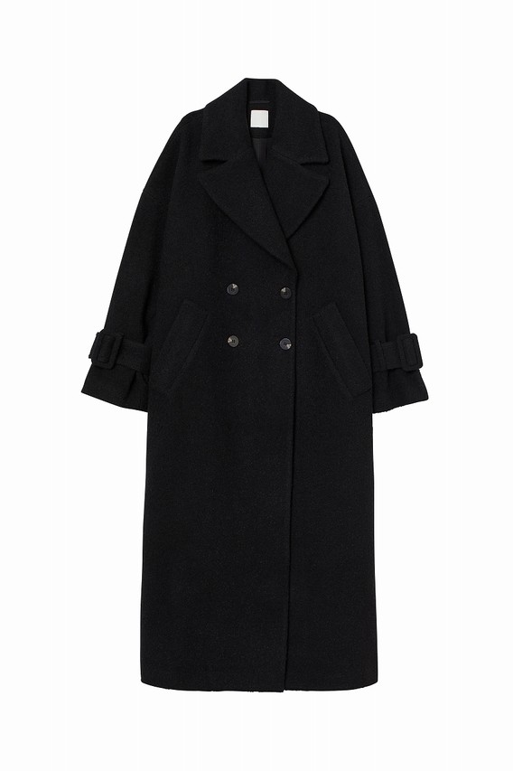 ウールブレンドロングコート¥9,999(52% リサイクルウール 46% リサイクルポリエステル)
