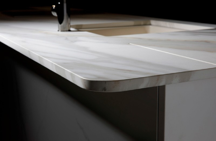  キッチン天板：4D CERAMICS Calacatta Aureo 4D Cashmere 3200&times;1600&times;20mm