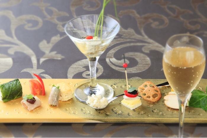 ご夕食時ワンドリンク　※イメージ（熱海TENSUI）