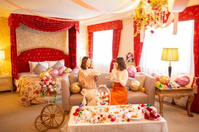 お部屋でアフタヌーンティーイメージ画像