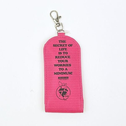 スヌーピーのおしゃれなキーケースとパスケース