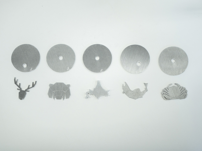 パーツは全てバラバラです