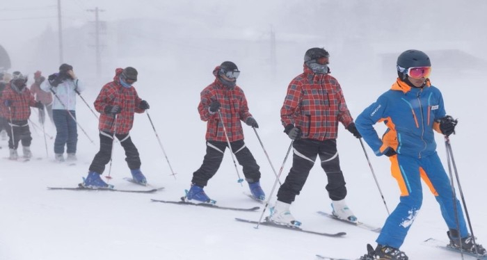 令和7年（2025年）の「スキー実習」の様子