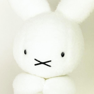 ミッフィーのナインチェのぬいぐるみ
