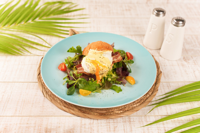 シューベネディクトサラダ仕立て(シークァーサー風味）