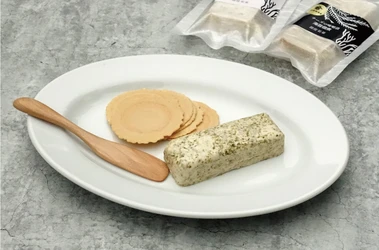 銀座若菜 × 山形屋海苔店 コラボレーション 「チーズの味噌漬／チーズの酒粕漬 -海苔佃煮-」新発売