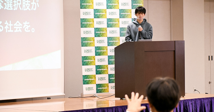 ピッチ中の写真(2)