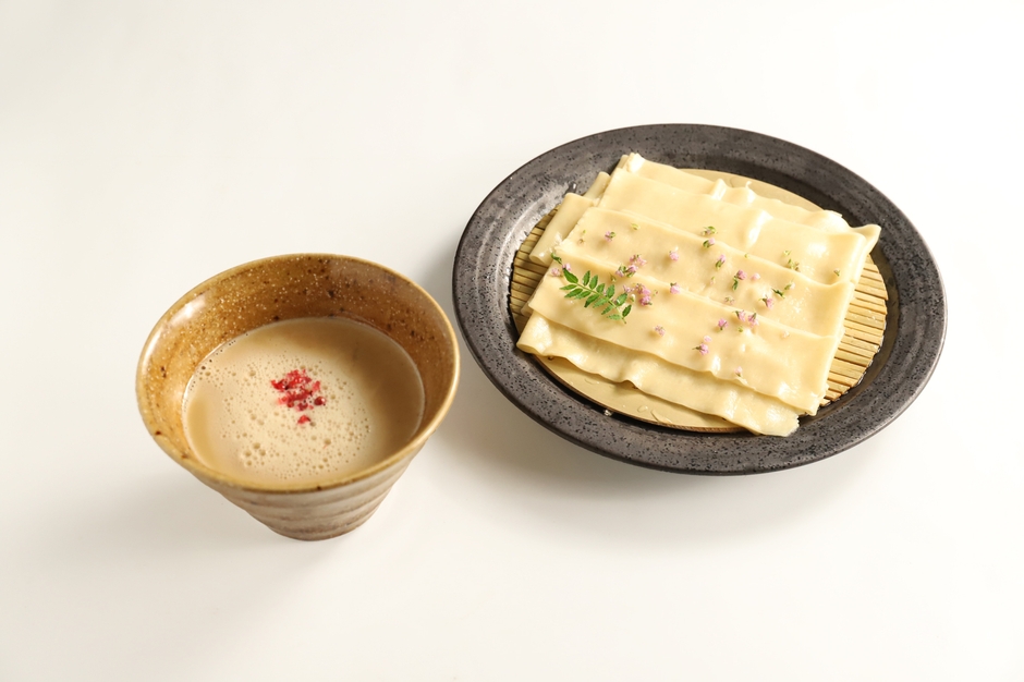 NEXT□ 「牡蠣つけ麺asobu」