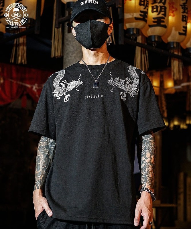 【DIVINER JAPAN】Just Ink'd Dragon TEE(ブラック/ホワイト) 