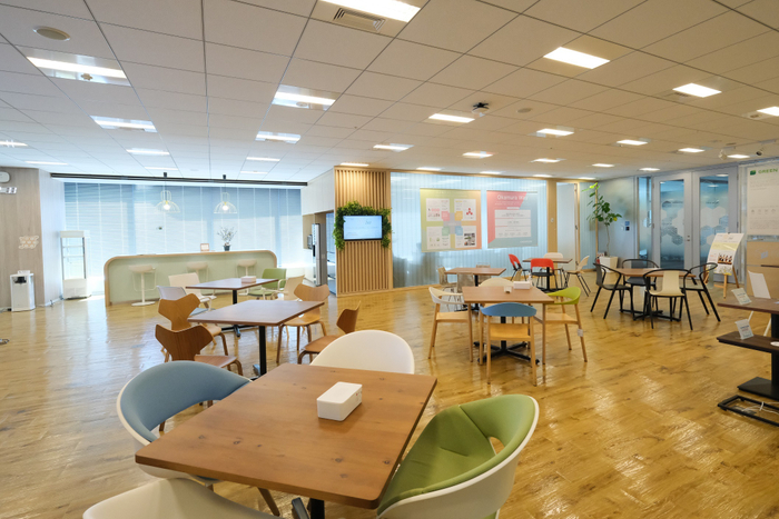 会場：Open Innovation Biotope&ldquo;bee&rdquo;