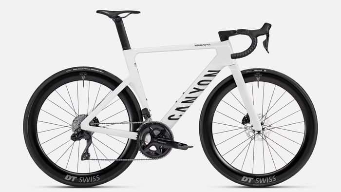Aeroad CF SLX 7 DI2  新価格　599,000円　旧価格　739,000円（いずれも税込）