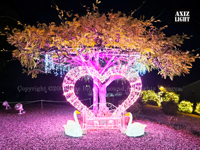 邑楽町シンボルタワーイルミネーション_AXIZ Light演出の様子