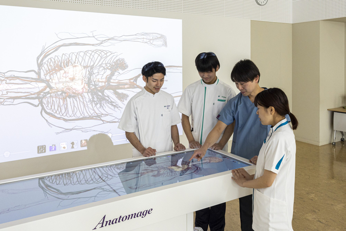 解剖学実習室・ディブリーフィングエリア