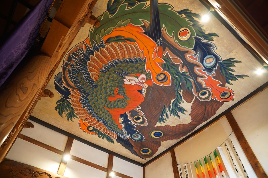 岩松院 本堂大間の天井絵「鳳凰図」