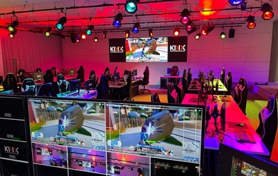 E館（情報学部棟）1階　esports Arena