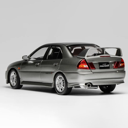 モーターヘリックス 1/18スケール M84001 三菱 Lancer Evolution IV ランサーエボリューション EVO Ⅳ Steel Silver Metallic