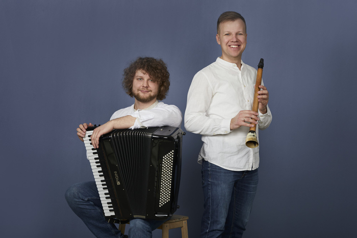 【鳥取会場】アコーディオン＆ビルビネ奏者／リトアニア