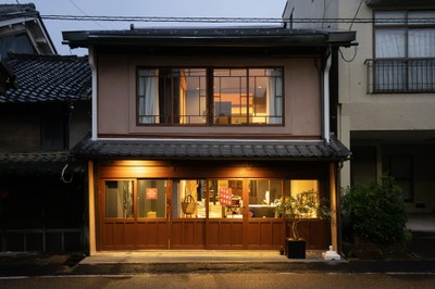 BITO DISCONT (美都ディスコント) HOTEL & CAFE