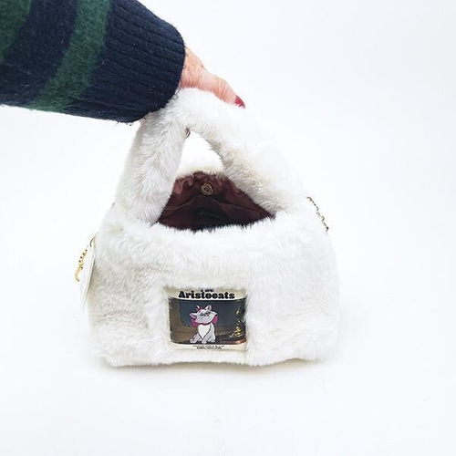 ACCOMMODEコラボマリーグッズ