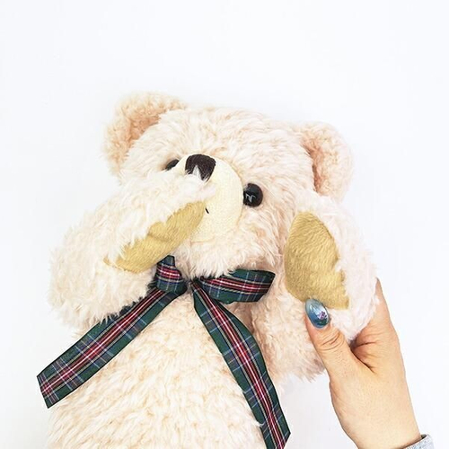 くまのメロディのぬいぐるみ