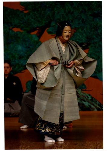 撮影：鍋島徳恭