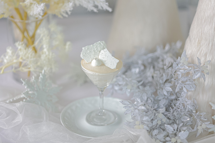 ほろにがコーヒーとマスカルポーネのティラミスのパフェ