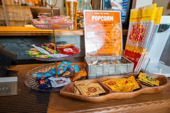 お菓子食べ放題(10のサービス)