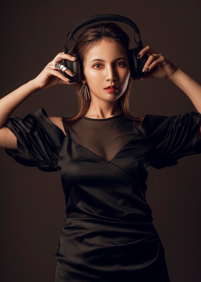 ▲ DJ CELLY